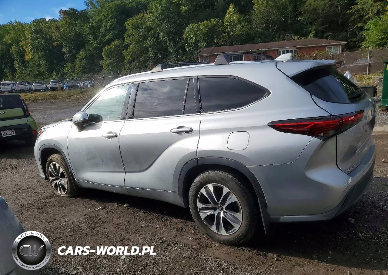 2020 Toyota Highlander Xle VIN:5TDHZRBH2LS000776 - 2