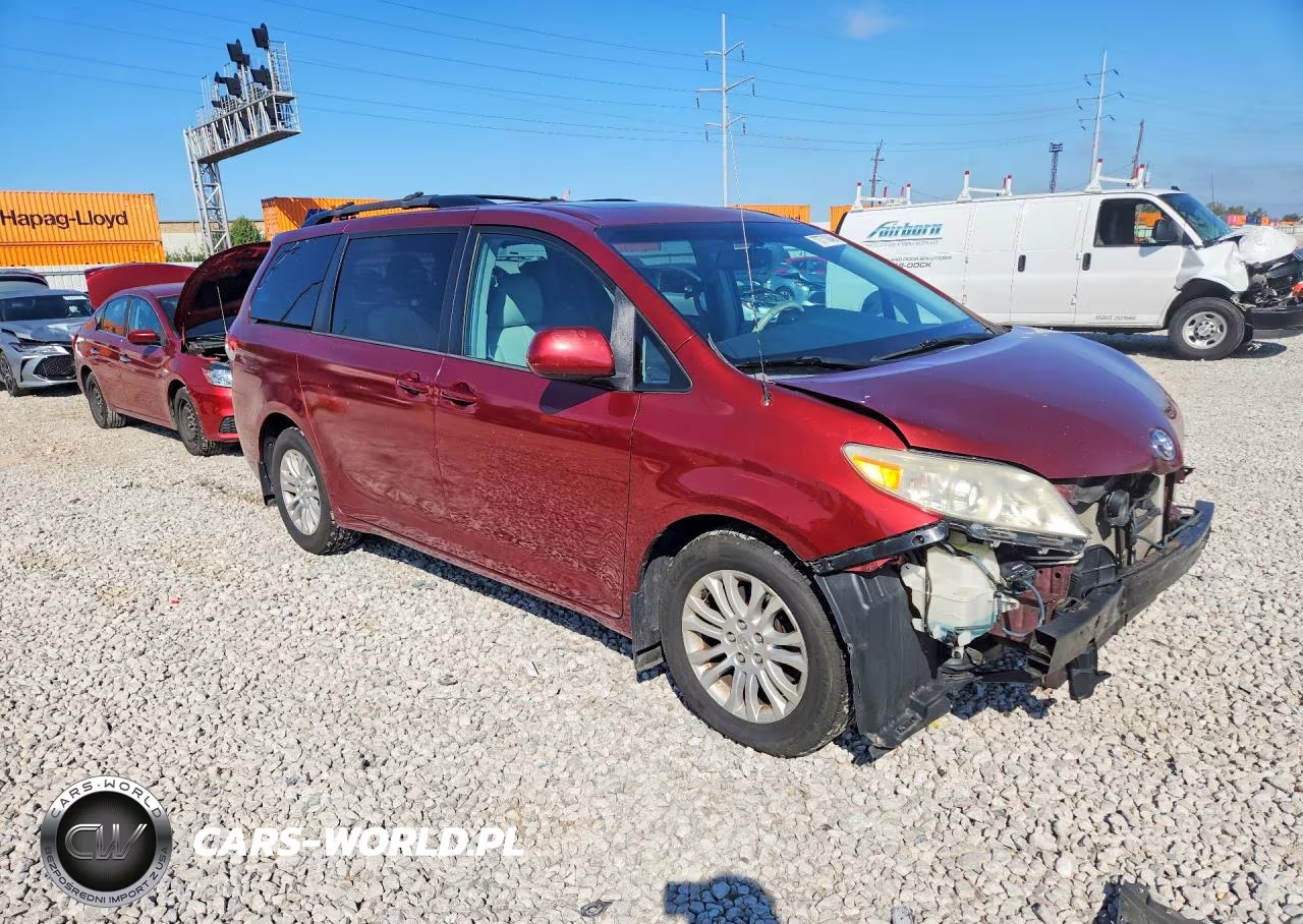 2013 Toyota Sienna Xle 8-Passenger VIN:5TDYK3DC4DS380448 - 4