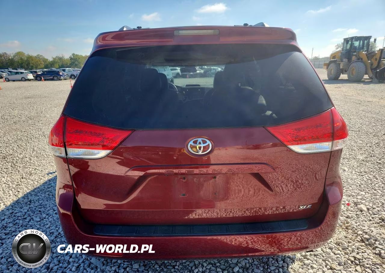 2013 Toyota Sienna Xle 8-Passenger VIN:5TDYK3DC4DS380448 - 6