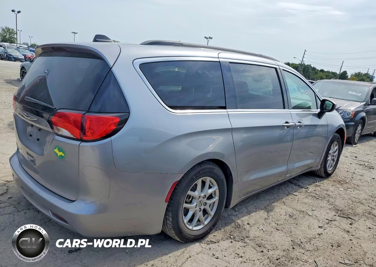 2021 Chrysler Voyager Lxi VIN:2C4RC1DG3MR569836 - 3