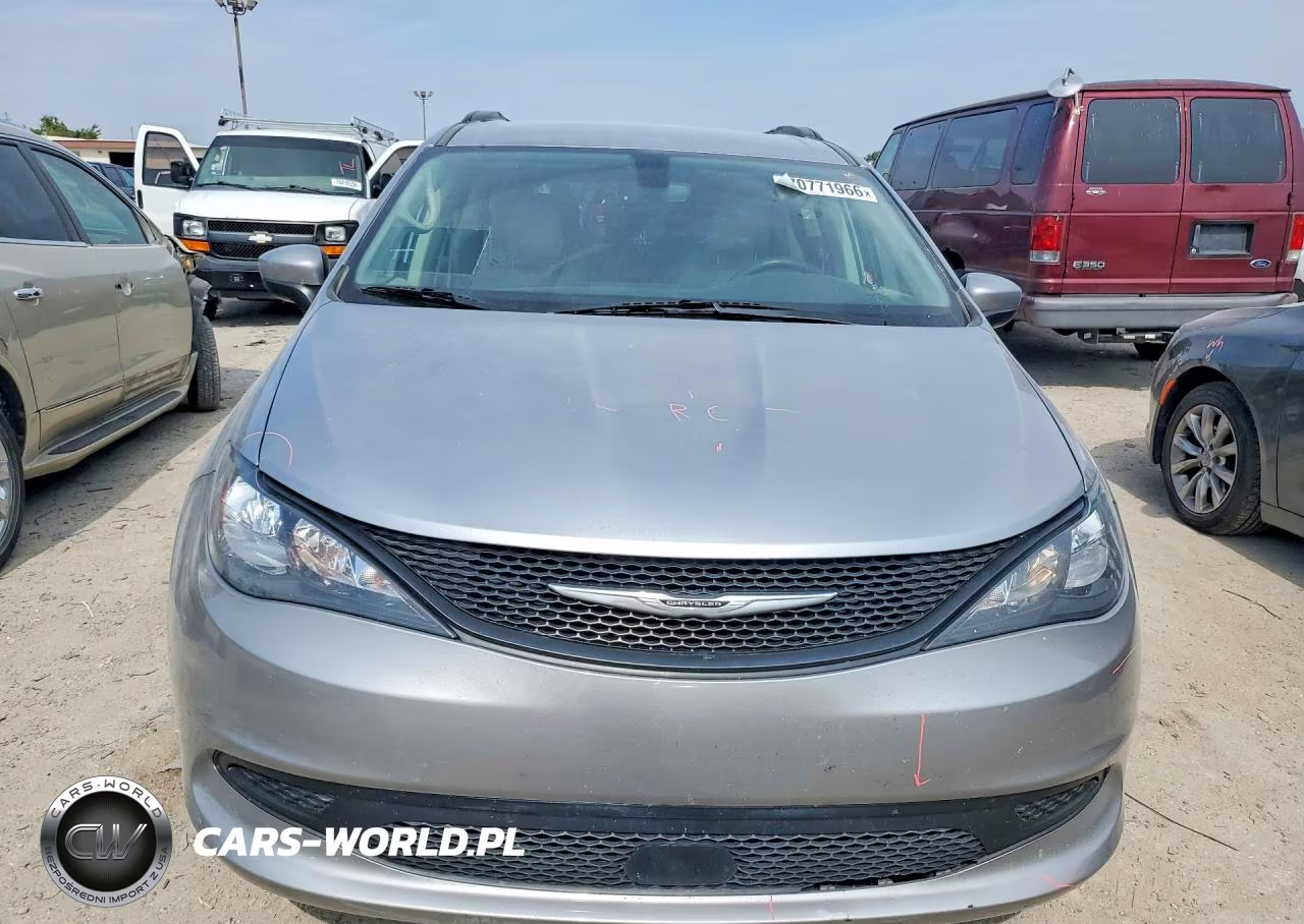 2021 Chrysler Voyager Lxi VIN:2C4RC1DG3MR569836 - 5