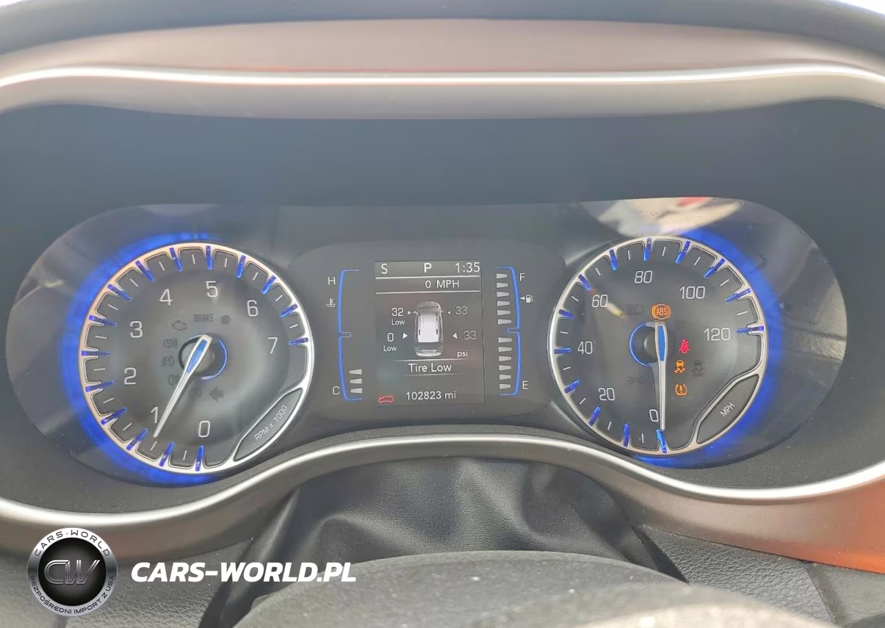 2021 Chrysler Voyager Lxi VIN:2C4RC1DG3MR569836 - 9