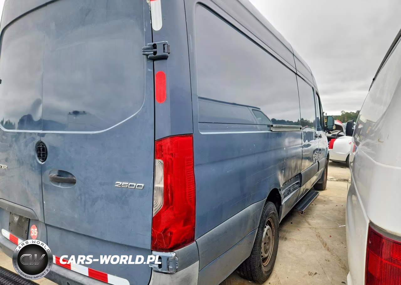 2019 Mercedes-Benz Sprinter 2500-3500 VIN:WD4PF1CD4KP151604 - 3