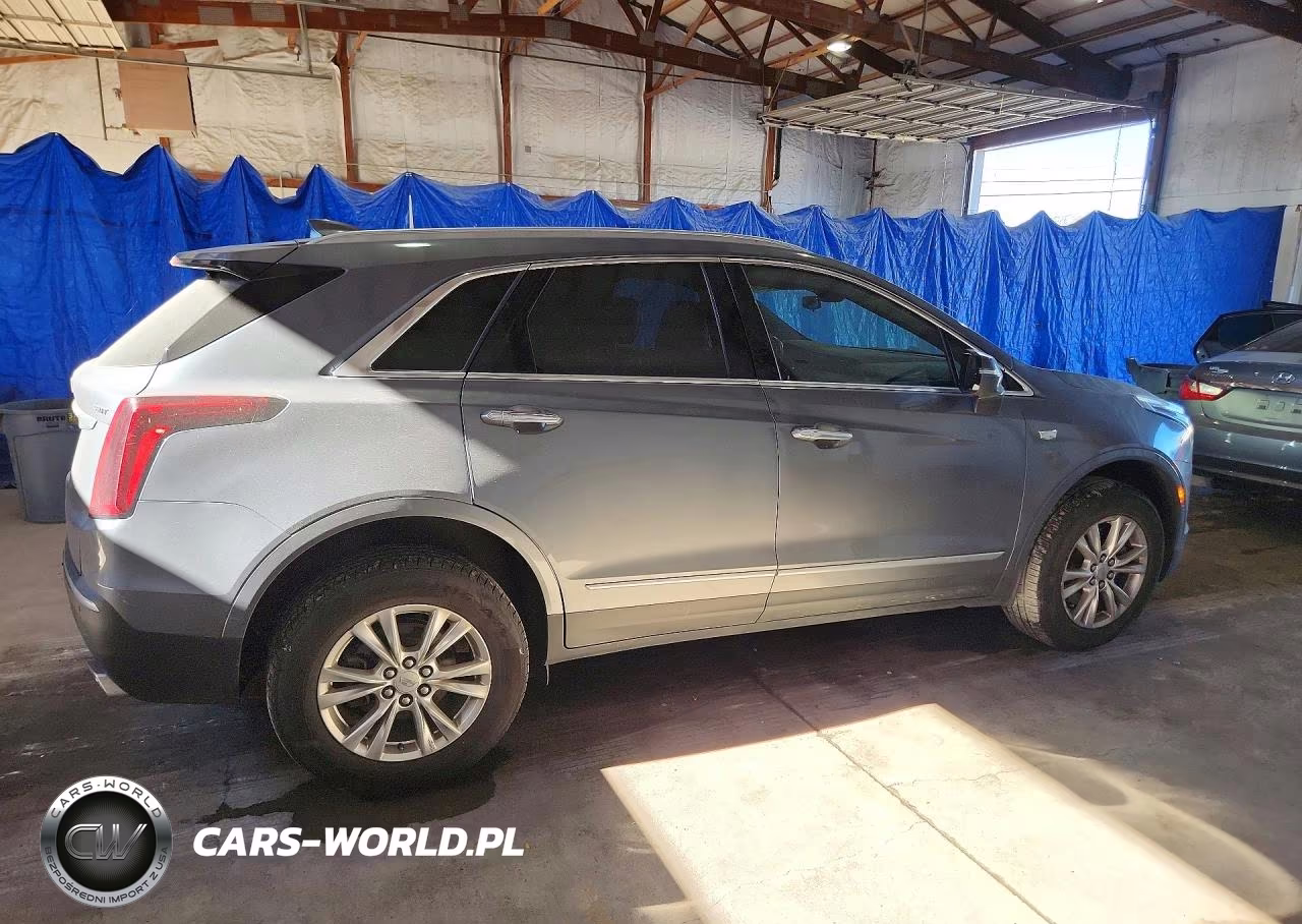 2022 Cadillac Xt5 Luxury VIN:1GYKNAR46NZ131131 - 3