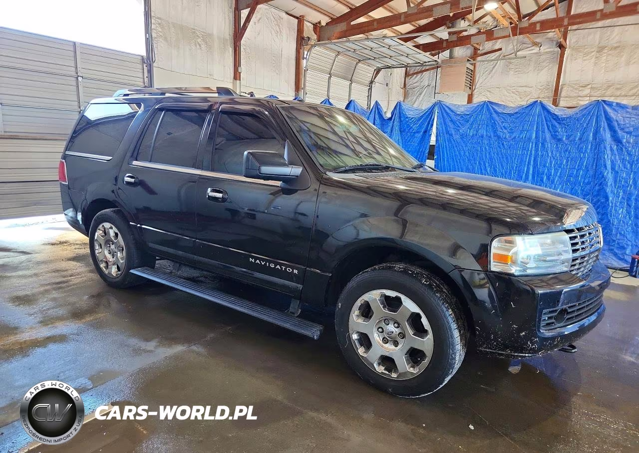 2014 Lincoln Navigator VIN:5LMJJ2J54EEL08590 - 4