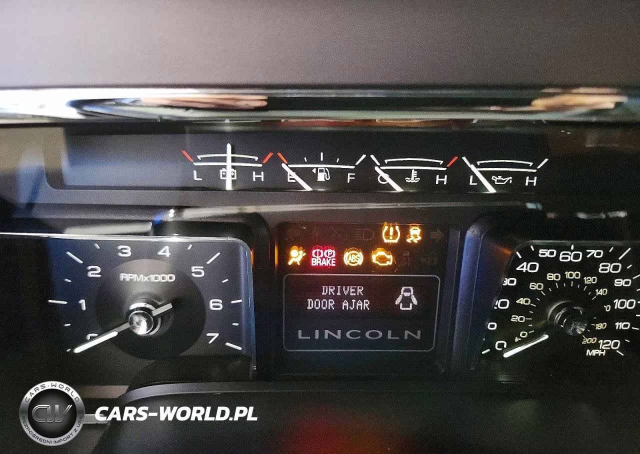 2014 Lincoln Navigator VIN:5LMJJ2J54EEL08590 - 9