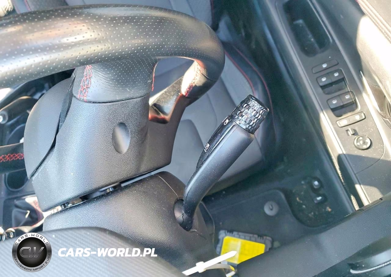 2021 Hyundai Elantra N Line VIN:KMHLR4AF7MU180665 - 9