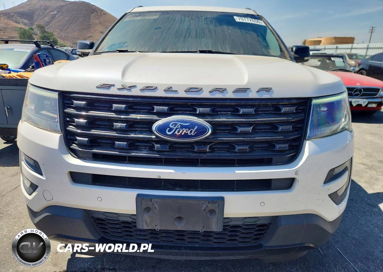 2017 Ford Explorer Sport VIN:1FM5K8GT6HGD90101 - 5