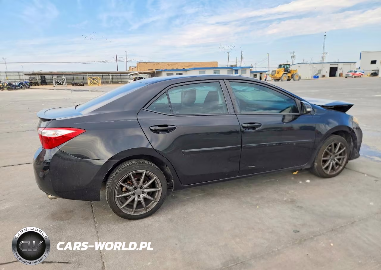 2016 Toyota Corolla S Plus VIN:5YFBURHE8GP492195 - 3