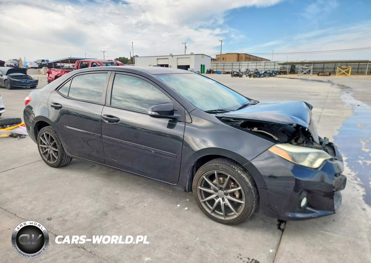 2016 Toyota Corolla S Plus VIN:5YFBURHE8GP492195 - 4