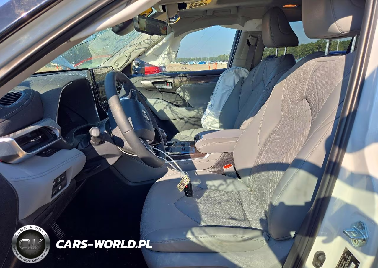 2025 Toyota Highlander Hybrid Platinum VIN:5TDEBRCH2SS680487 - 7