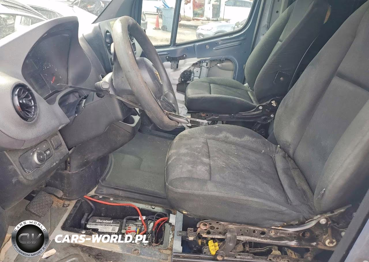 2019 Mercedes-Benz Sprinter 2500-3500 VIN:WD4PF0CD5KT004161 - 7