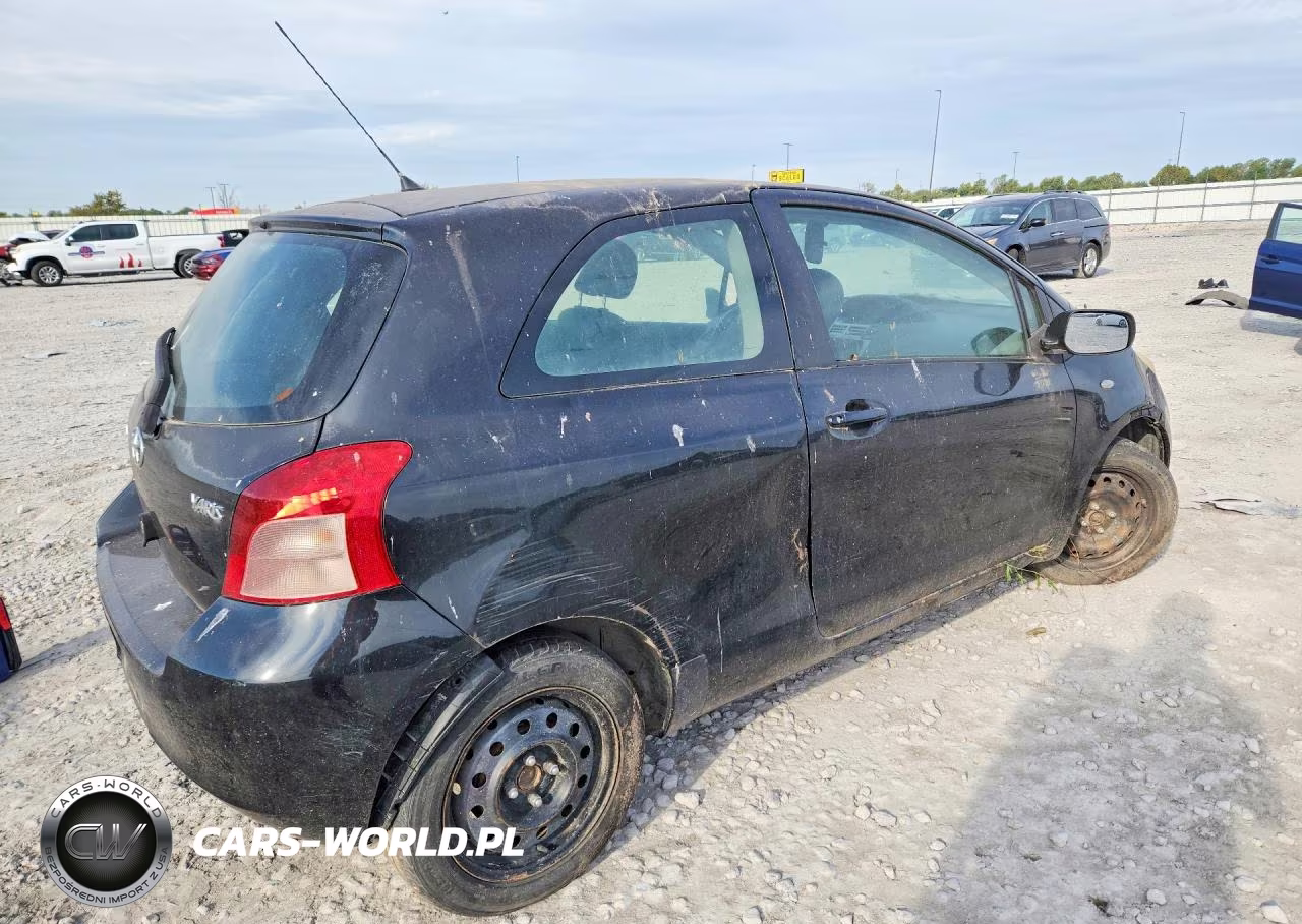 2008 Toyota Yaris Base VIN:JTDJT923085212368 - 3