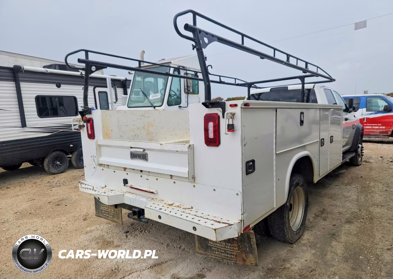 2018 Ram 5500 VIN:3C7WRMFL9JG330003 - 3