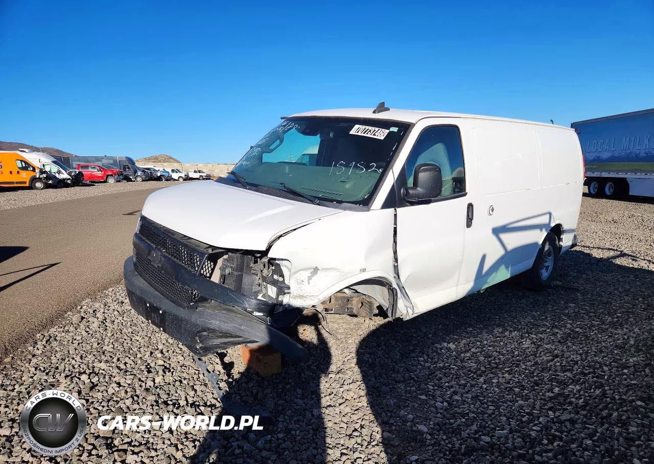 2020 Chevrolet Express G2500 VIN:1GCWGAFP1L1244237 - 1