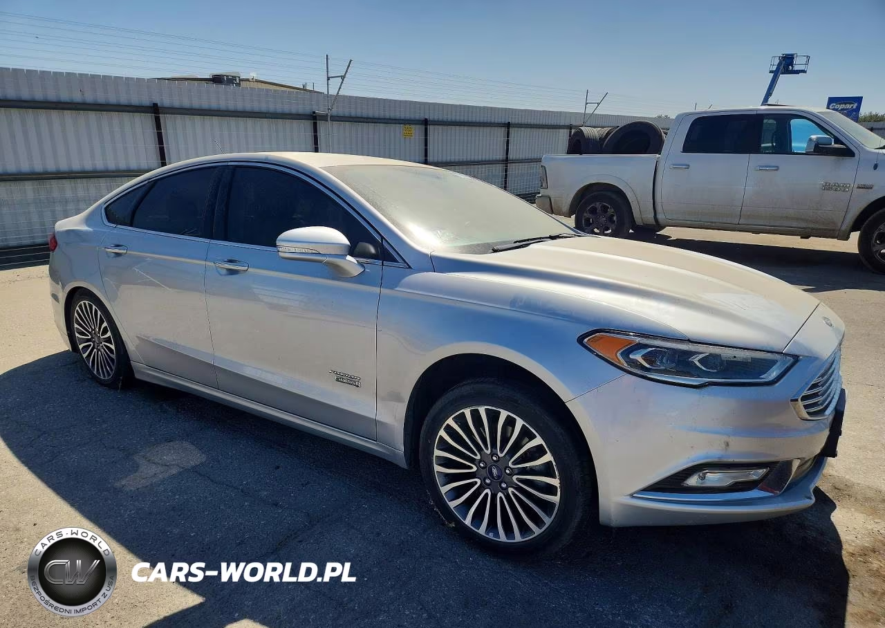 2017 Ford Fusion Se Phev VIN:3FA6P0PU2HR329380 - 4
