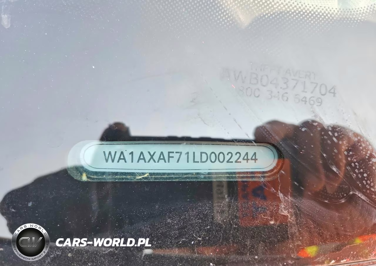 2020 Audi Q7 Premium VIN:WA1AXAF71LD002244 - 13