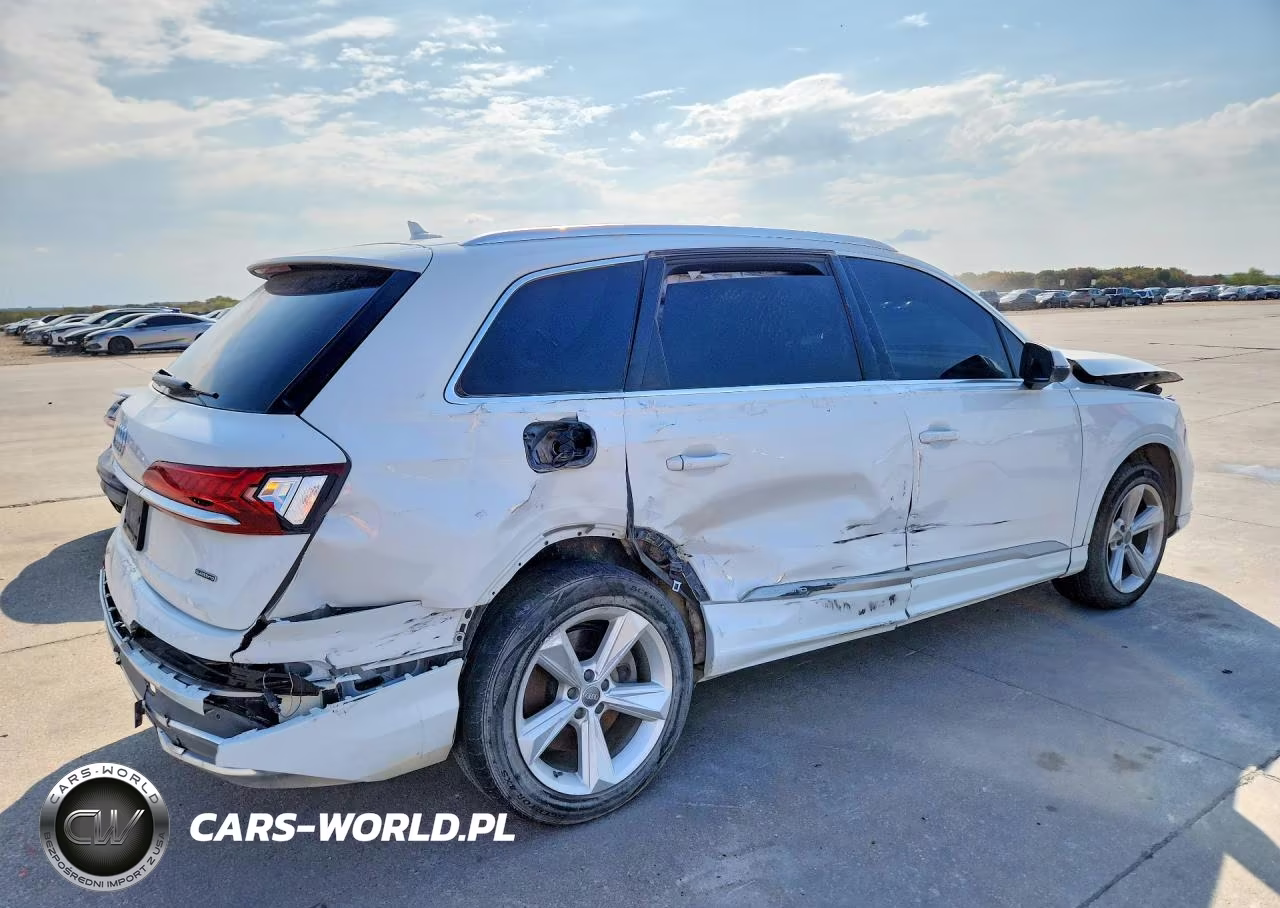 2020 Audi Q7 Premium VIN:WA1AXAF71LD002244 - 3