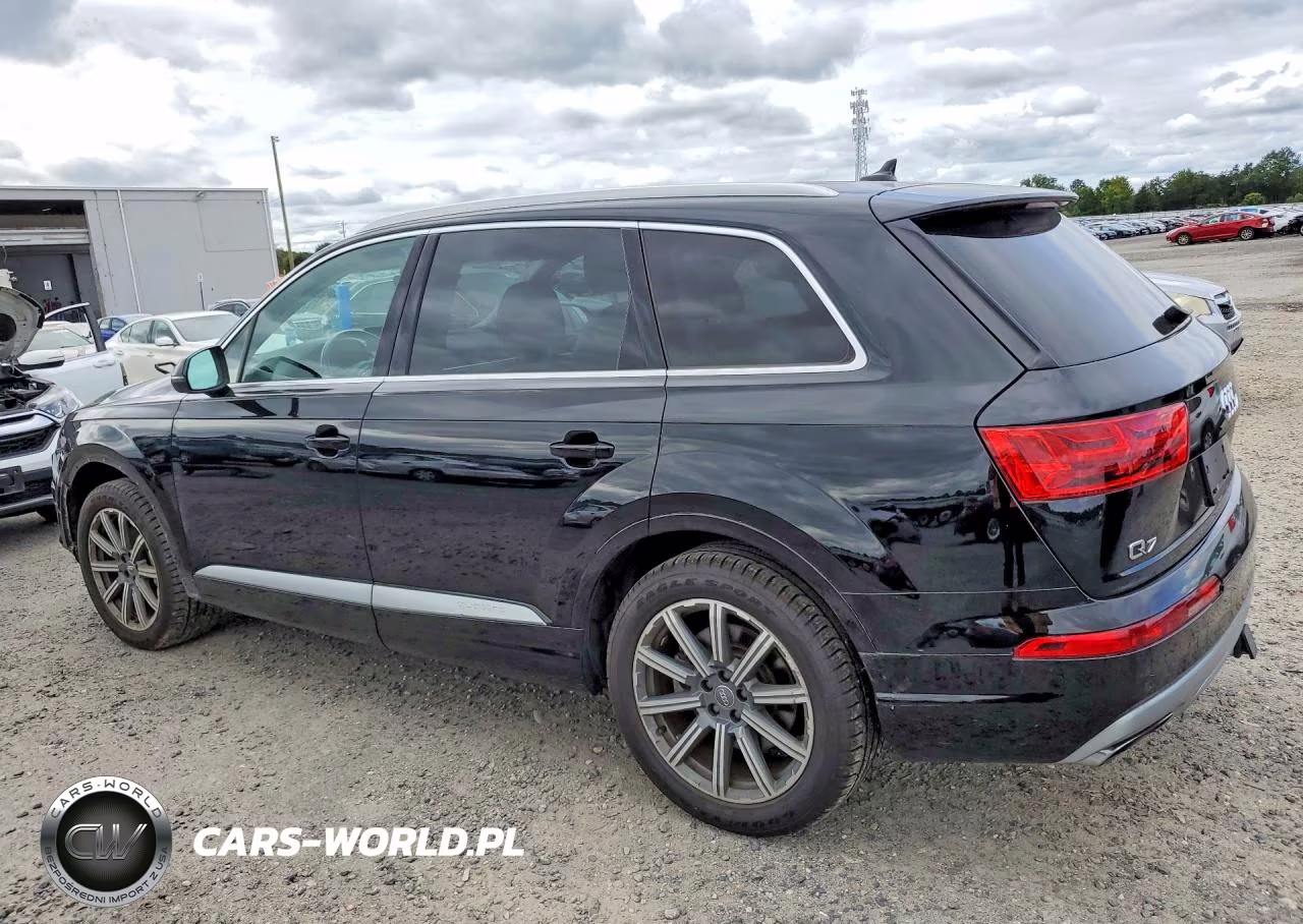 2017 Audi Q7 Premium Plus VIN:WA1LAAF77HD059856 - 2
