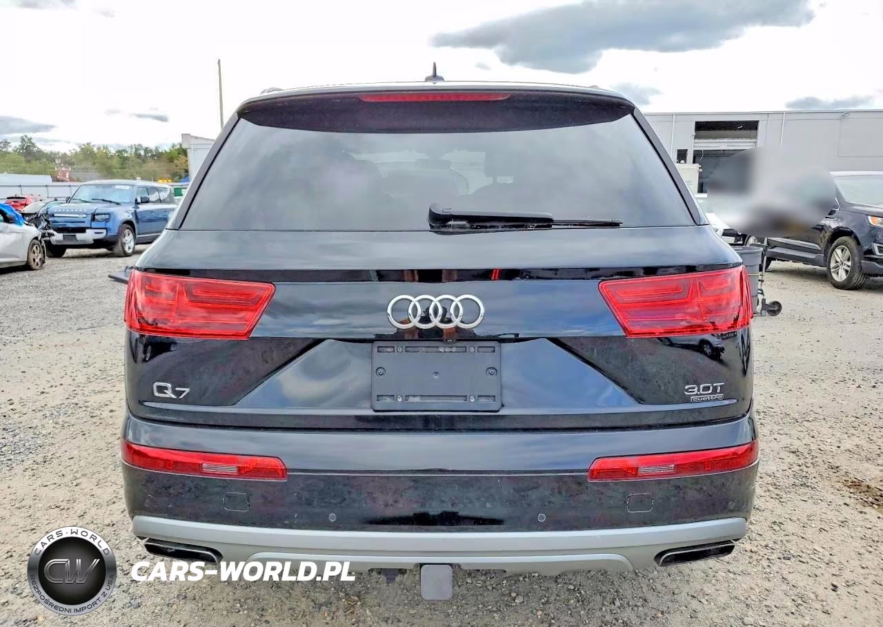 2017 Audi Q7 Premium Plus VIN:WA1LAAF77HD059856 - 6