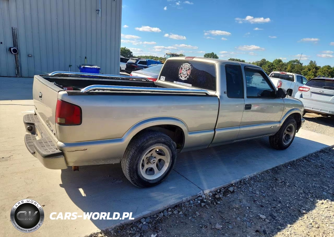 2000 Chevrolet S Truck S10 VIN:1GCCS1954YK263670 - 3