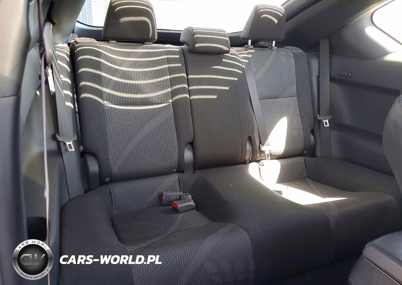 2011 Scion Tc Base VIN:JTKJF5C73B3020164 - 10