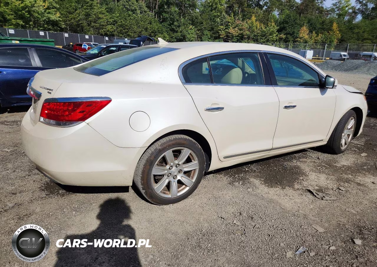 2012 Buick Lacrosse VIN:1G4GL5G3XCF140539 - 3