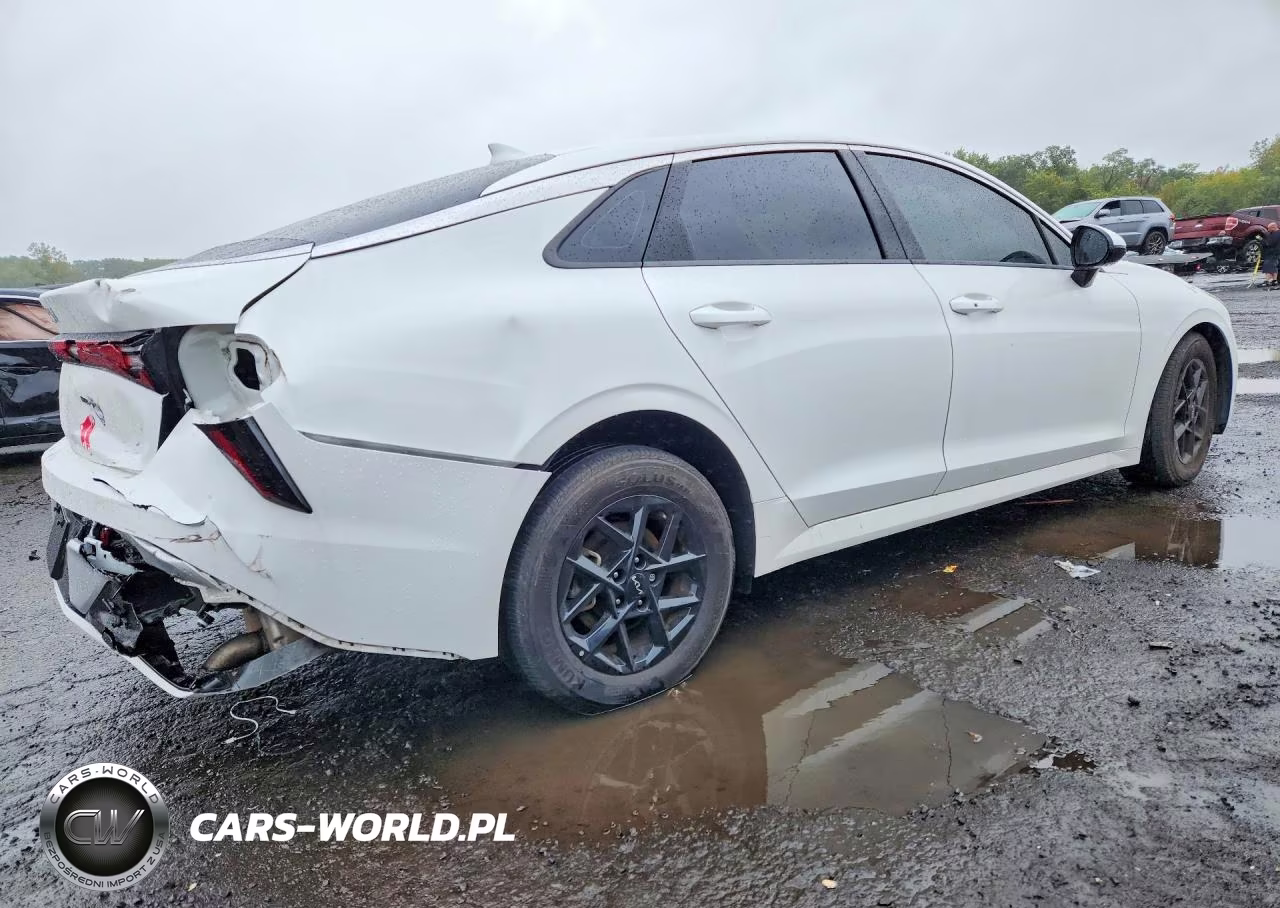 2025 Kia K5 Lxs VIN:KNAG24J77S5304716 - 3