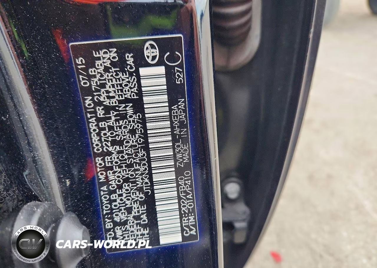 2015 Toyota Prius Two VIN:JTDKN3DU3F1975975 - 13