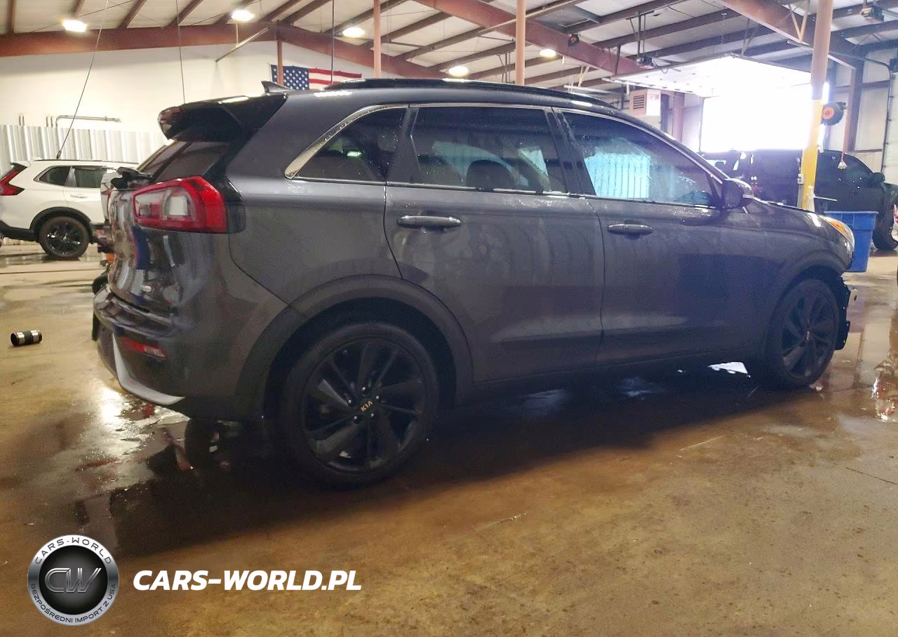 2018 Kia Niro Ex VIN:KNDCC3LCXJ5135485 - 3