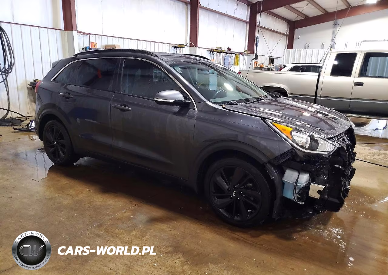 2018 Kia Niro Ex VIN:KNDCC3LCXJ5135485 - 4