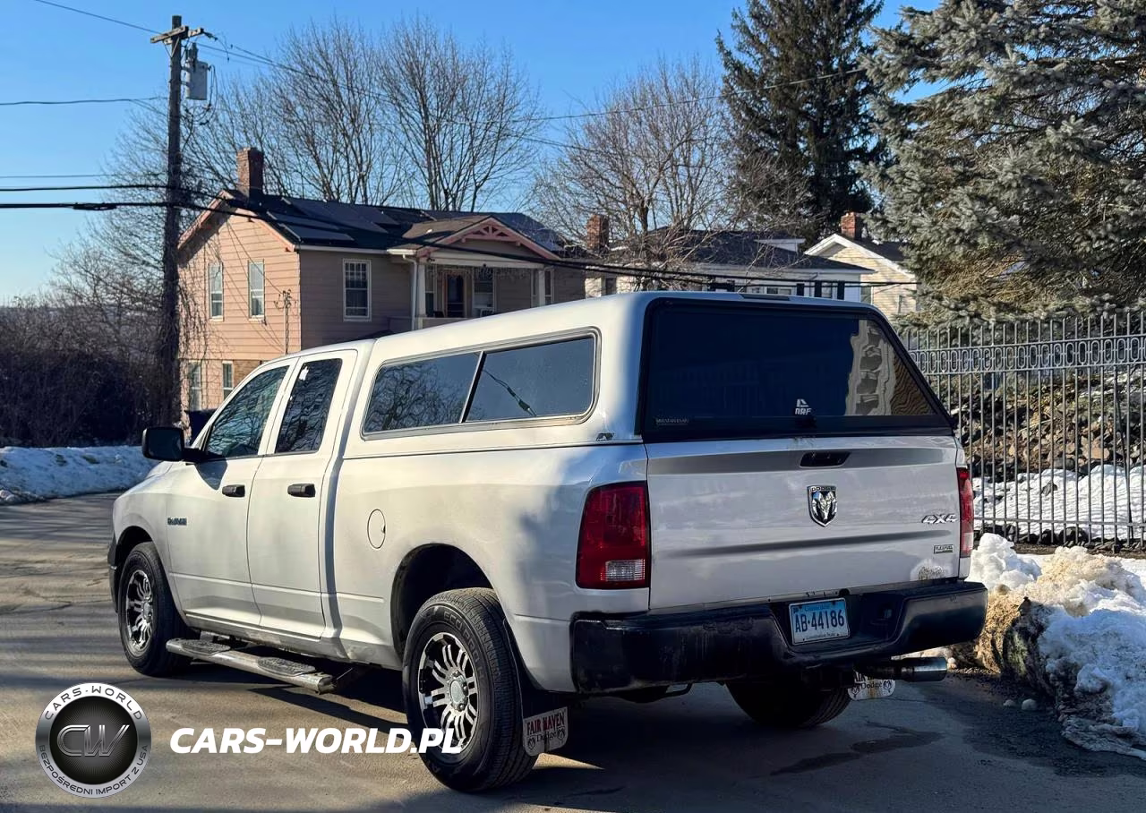 2010 Dodge Ram 1500 VIN:1D7RV1GP8AS257937 - 3