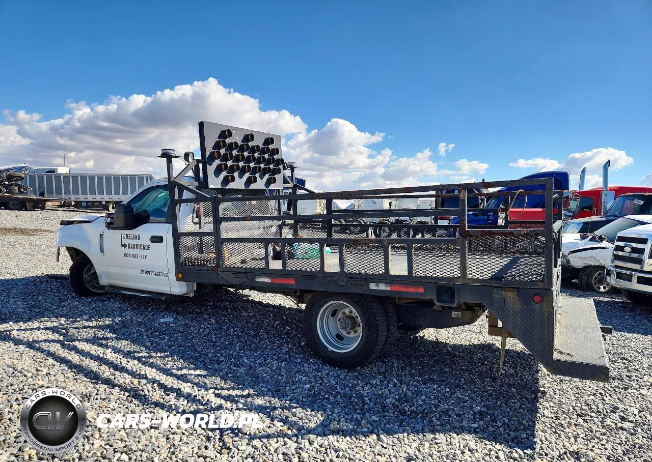 2017 Ford F350 Super Duty VIN:1FDRF3G62HEC33129 - 2