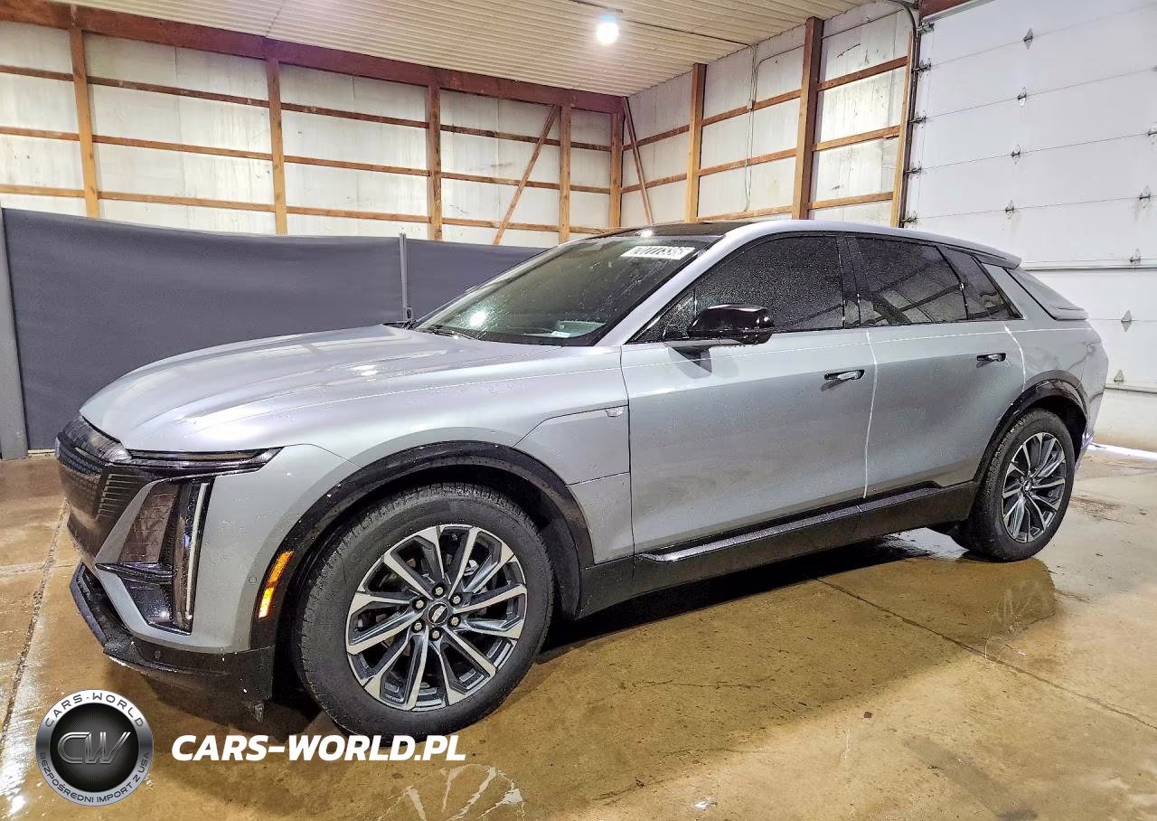 2025 Cadillac Lyriq Sport