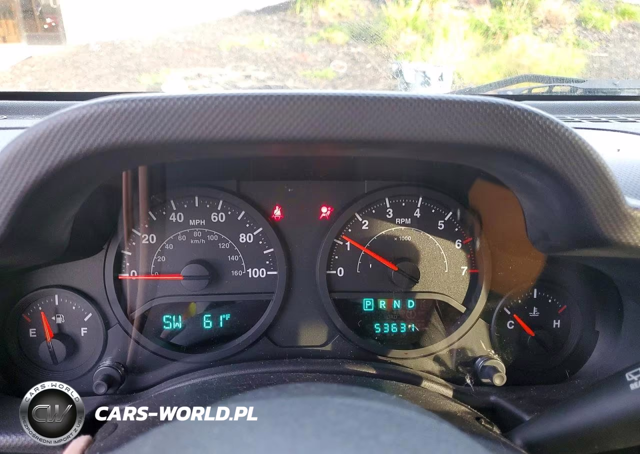 2008 Jeep Wrangler Unlimited X VIN:1J4GA39198L528827 - 9