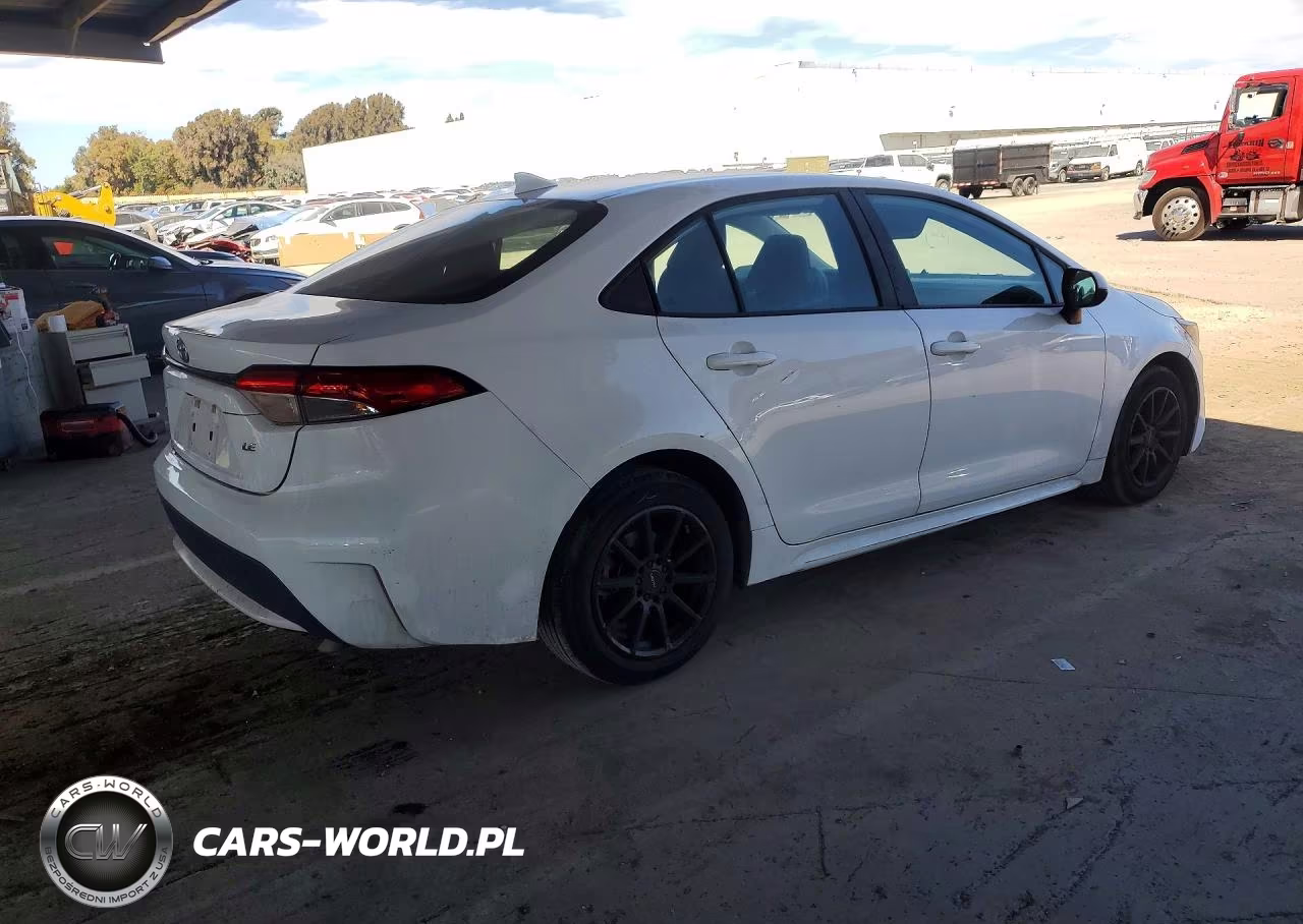 2021 Toyota Corolla Le VIN:5YFEPMAE7MP179135 - 3