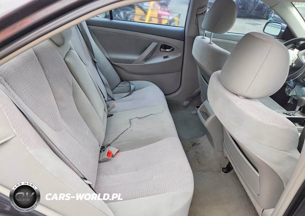 2011 Toyota Camry Le VIN:4T1BF3EK4BU699661 - 10