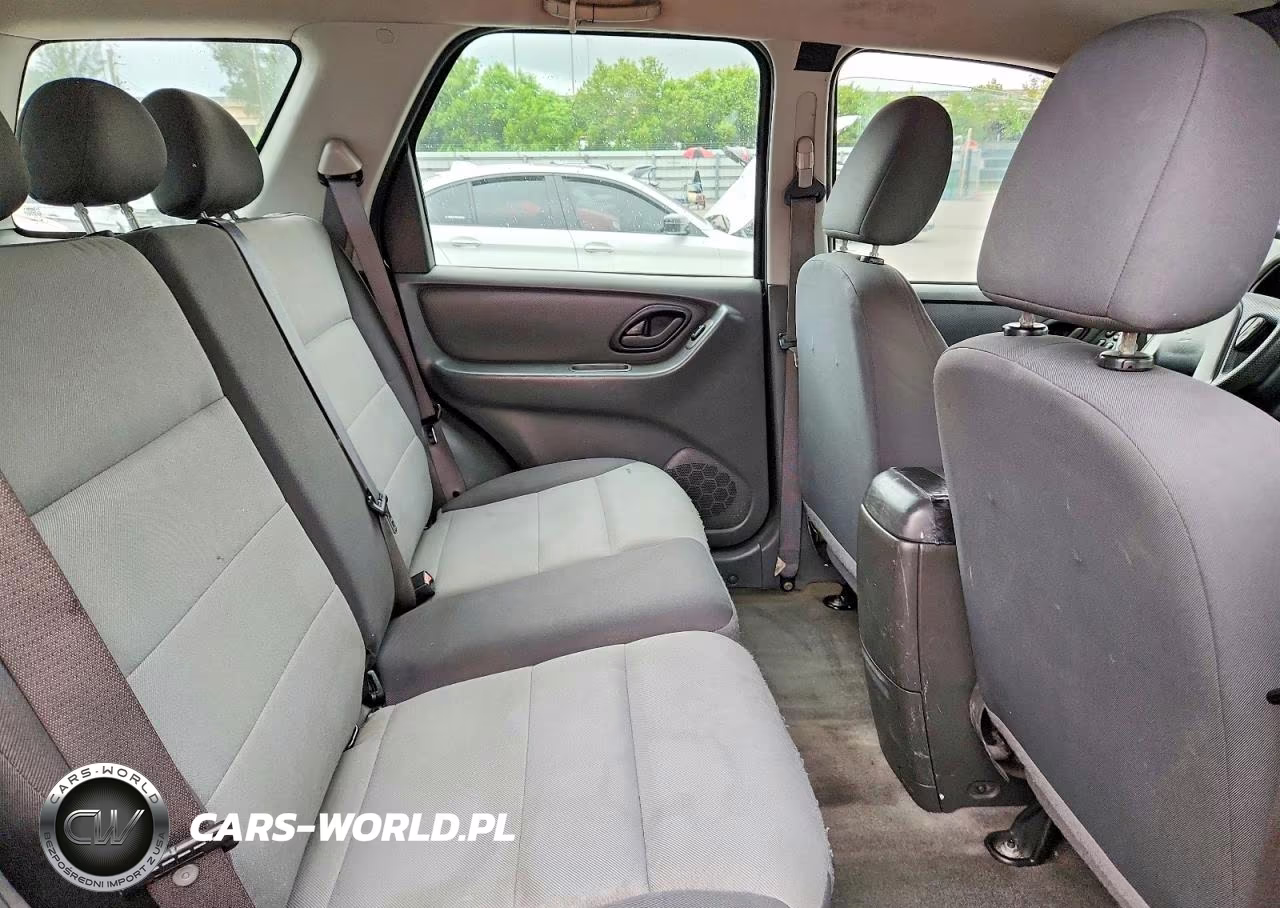 2007 Ford Escape Xls VIN:1FMYU02Z27KB18483 - 11