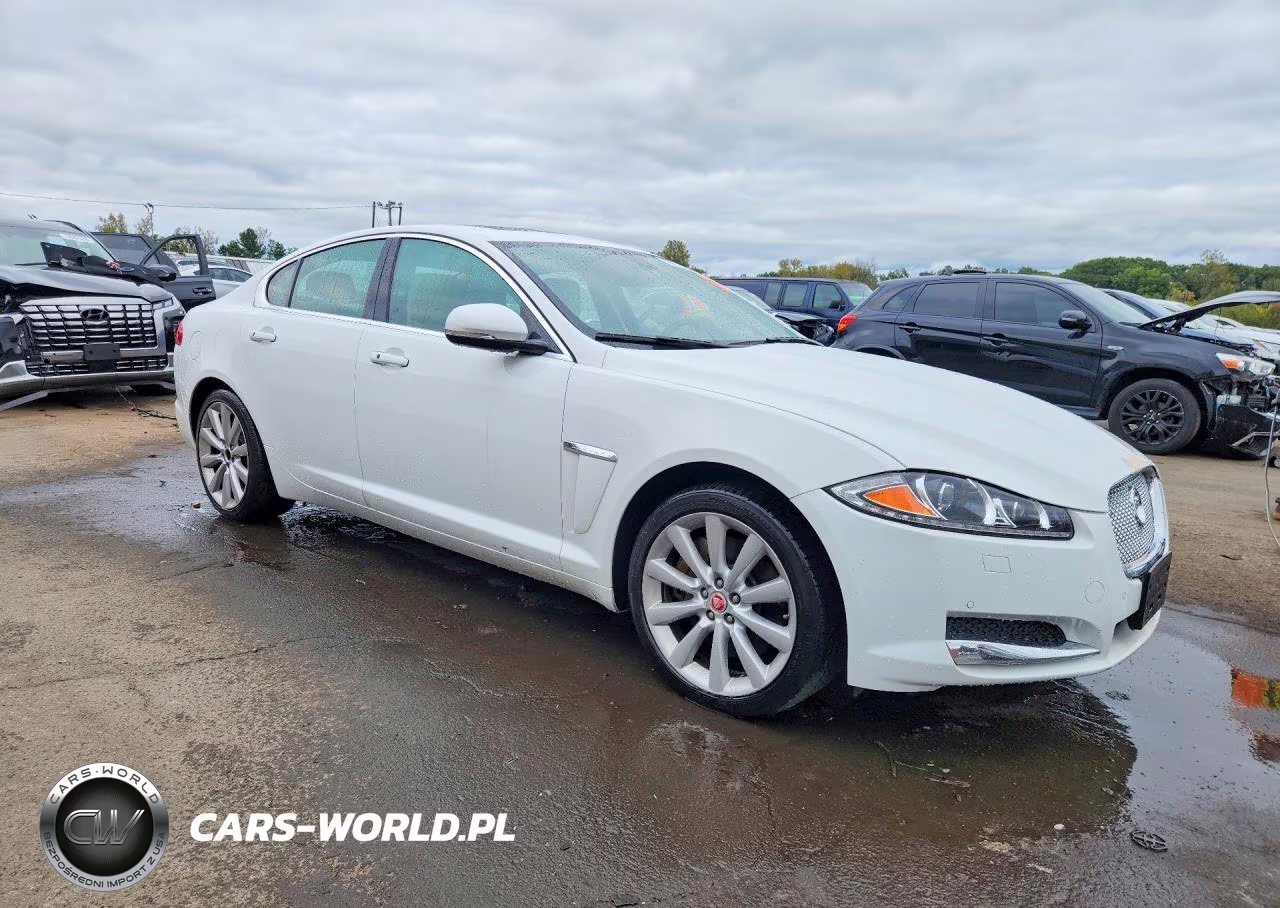 2014 Jaguar Xf VIN:SAJWJ0EF5E8U11635 - 4