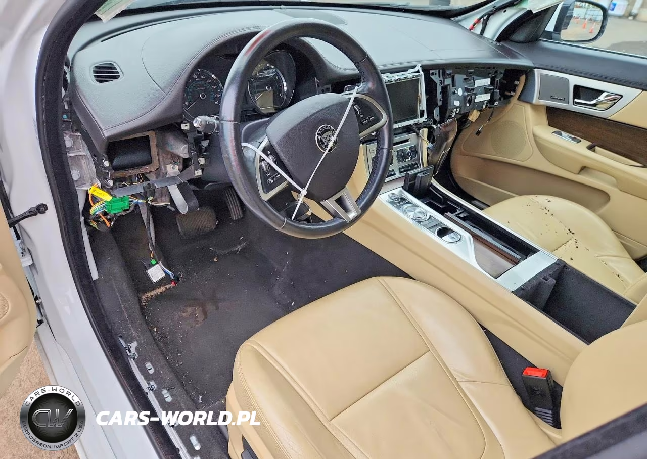 2014 Jaguar Xf VIN:SAJWJ0EF5E8U11635 - 8