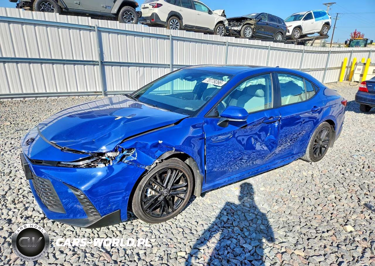 2025 Toyota Camry Se – zdjęcie 1 z 12