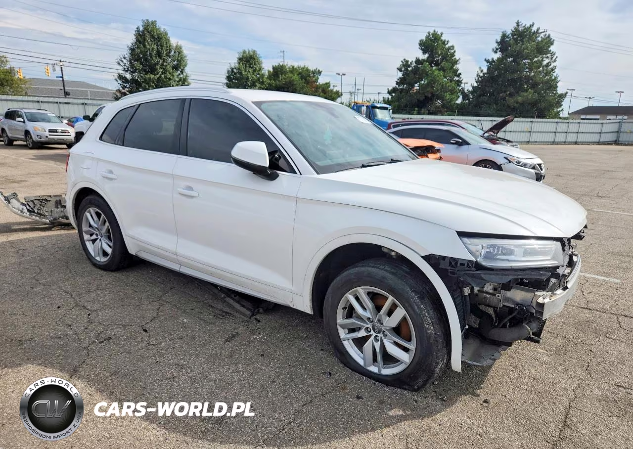 2020 Audi Q5 Premium VIN:WA1ANAFY5L2055880 - 4