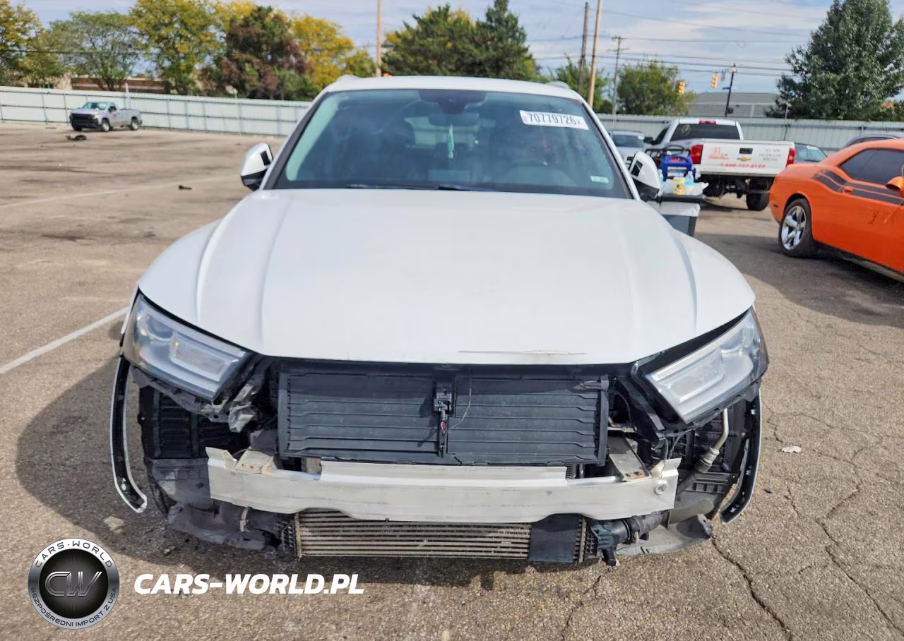 2020 Audi Q5 Premium VIN:WA1ANAFY5L2055880 - 5
