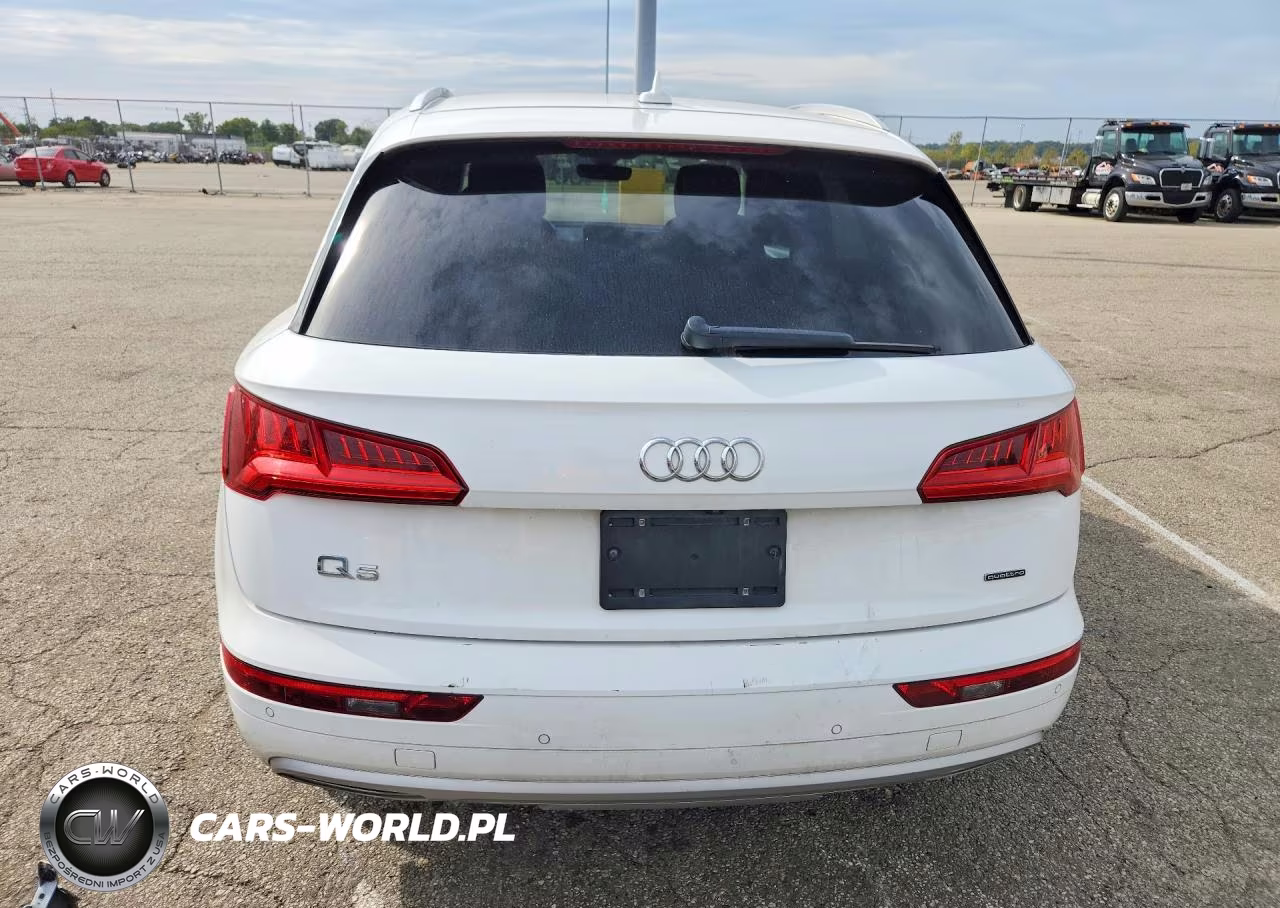 2020 Audi Q5 Premium VIN:WA1ANAFY5L2055880 - 6