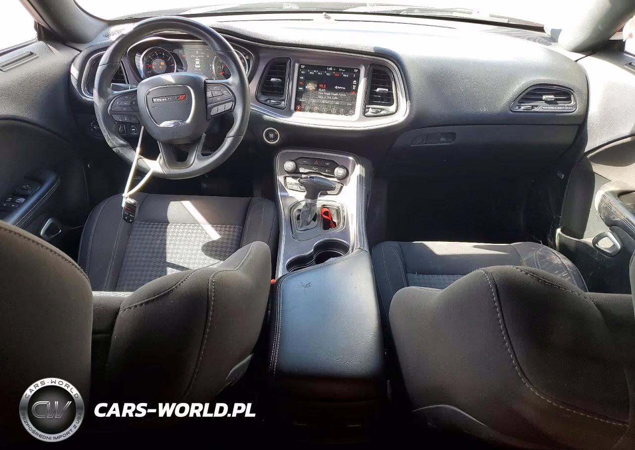2017 Dodge Challenger Sxt VIN:2C3CDZAG3HH611749 - 8