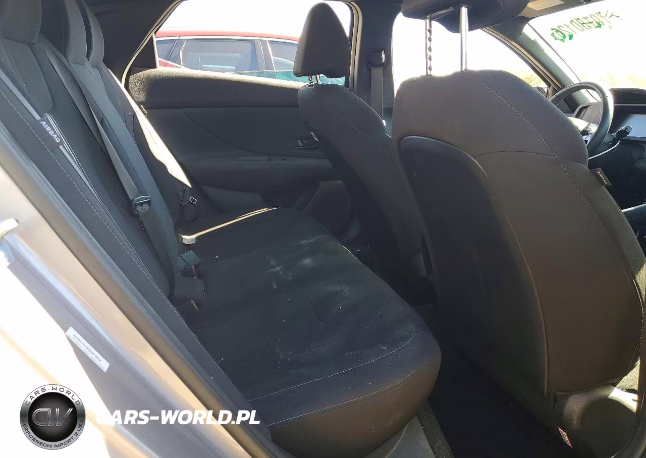2026 Hyundai Elantra Sel Sport VIN:KMHLM4DG0TU119448 - 10