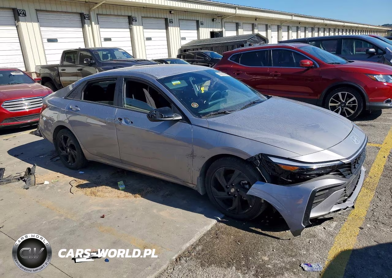 2026 Hyundai Elantra Sel Sport VIN:KMHLM4DG0TU119448 - 4