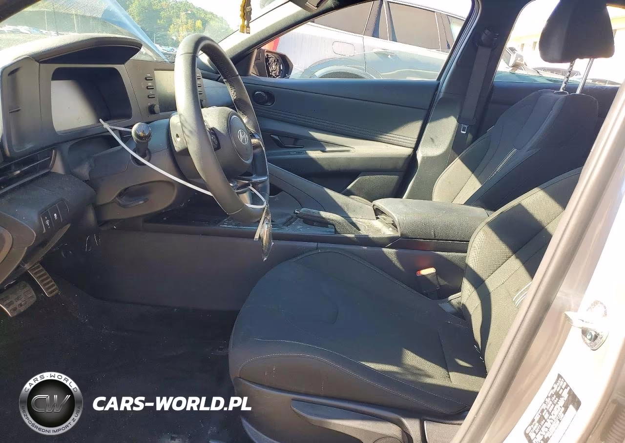 2026 Hyundai Elantra Sel Sport VIN:KMHLM4DG0TU119448 - 7