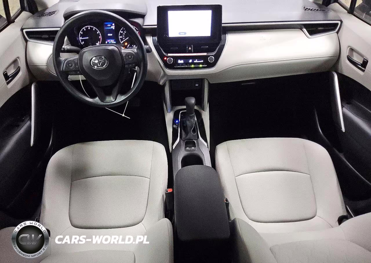 2025 Toyota Corolla Cross L VIN:7MUAAAAG5SV127495 - 8