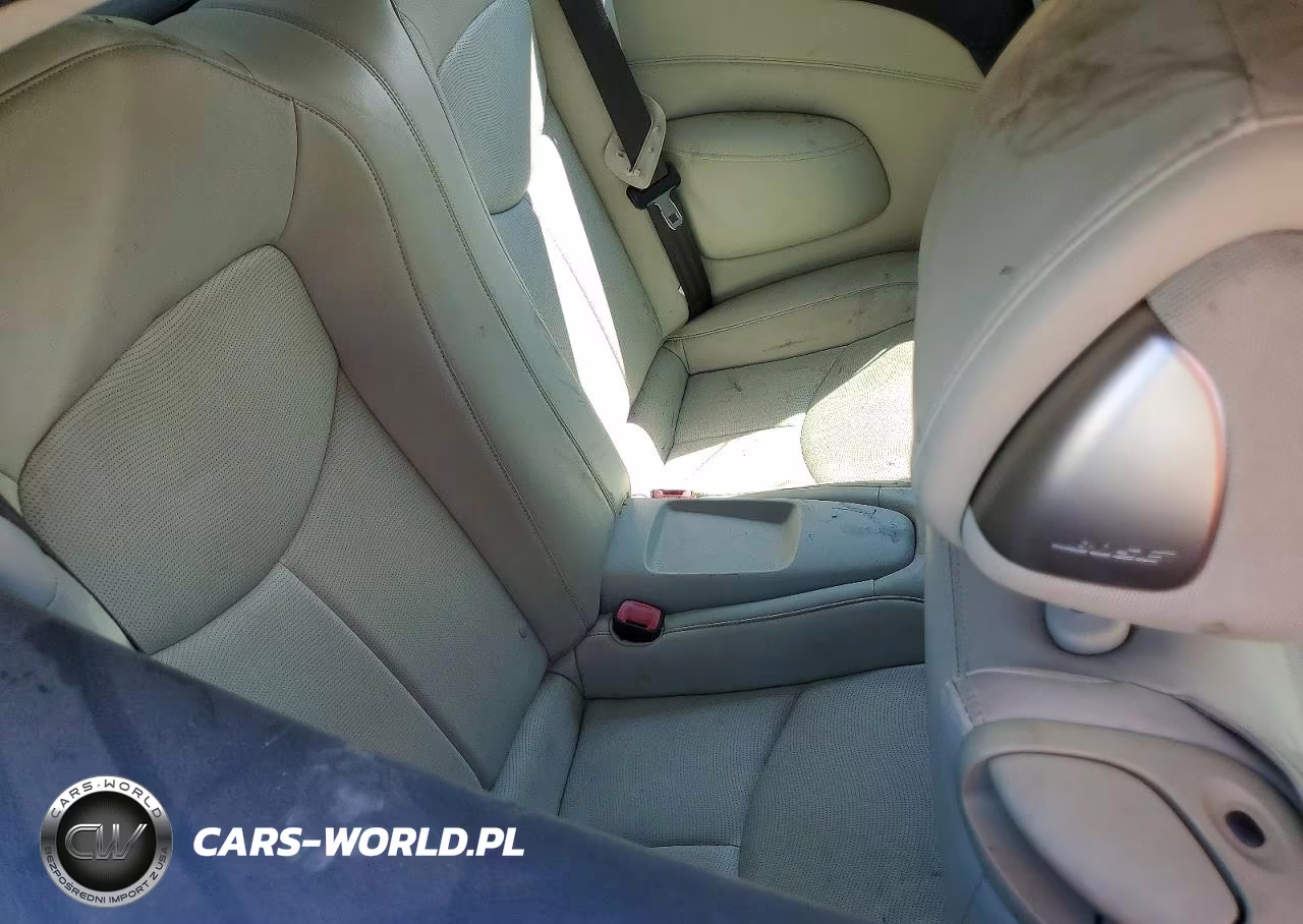 2011 Infiniti G37 Convertible Base VIN:JN1CV6FE3BM952462 - 10